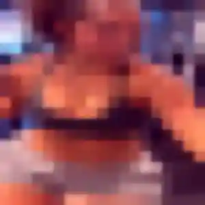 Découvre Malika, 22 ans à Guarbecque en privé