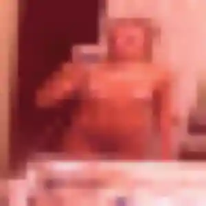Photo de Abigail à Guéhenno (40 ans) - plan cul sans inscription