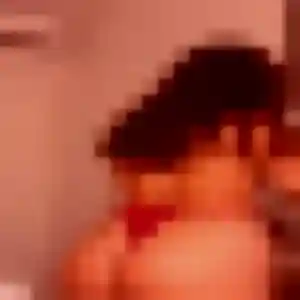Rejoins Daphné, 23 ans à Guenrouet gratuitement