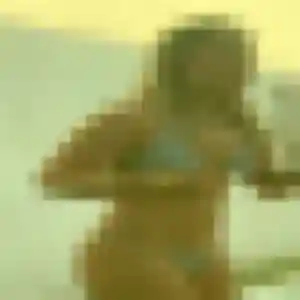 Takha, fille de 38 ans propose plan cul à Guern