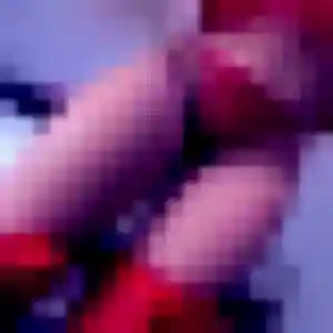 Laura, 23 ans, disponible à Ham-en-Artois pour un plan cul