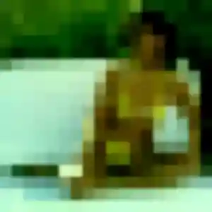 Photo exclusive de Oumy, 25 ans à Hambers - plan discret
