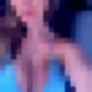 Photo sexy de Ngoné, 22 ans à Hautot-Saint-Sulpice - plan discret