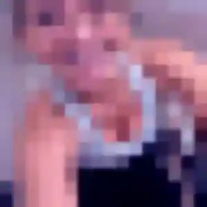 Banna, 22 ans, connectée à Helfaut pour une rencontre coquine
