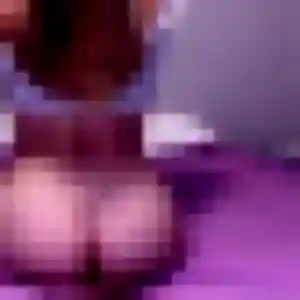 Sonia, 35 ans, disponible à Hennebont pour un plan cul