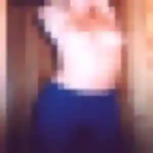 Belle Israëlle, 28 ans à Hermé - voir sa photo