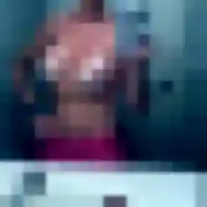 Rencontre Mbène, 22 ans à Hindlingen en privé