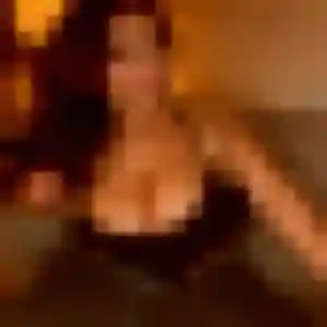 Photo perso de Adaeze, 41 ans à Homblières - rencontre coquine