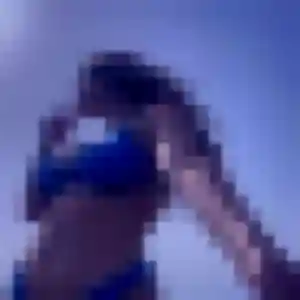 Sexy Mériem, 23 ans à Illies - voir sa photo