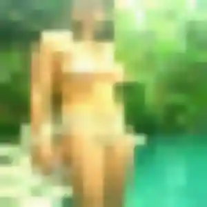 Charmante Xavière, 28 ans à Isle - voir sa photo