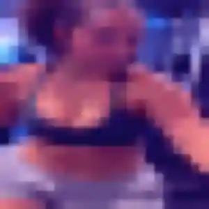 Belle Oumy, 27 ans à Jarnac - voir sa photo