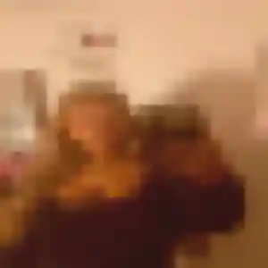 Sarah, fille de 25 ans cherche plan cul à Jayat