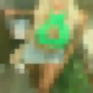 Pauline, 36 ans, en ligne à Jumilhac-le-Grand pour une rencontre coquine