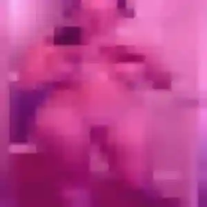 Monique, 25 ans, en ligne à L'Aiguillon-la-Presqu'île pour une rencontre coquine