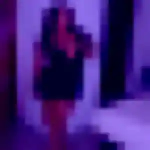 Sexy Émeline, 30 ans à L'Orée-d'Écouves - voir sa photo