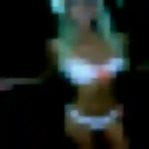 Safi, femme de 29 ans veut plan cul à La Baconnière