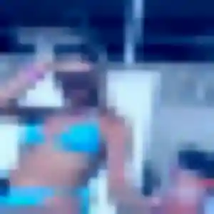 Esi, 35 ans, cherche un plan cul à La Chapelle-aux-Bois