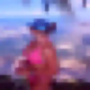 Thaïs, 40 ans, disponible à La Chapelle-la-Reine pour une rencontre coquine