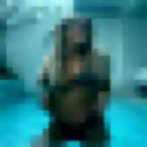 Lina (26 ans) à La Chapelle-Saint-Laud cherche une rencontre ce soir
