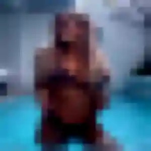 Ebele de La Couture, 23 ans - plan cul sans prise de tête