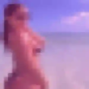 Contacte Laura, 27 ans à La Guérinière en privé