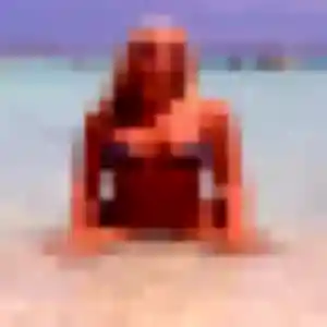 Sexy Xénia, 30 ans à La Meyze - voir sa photo