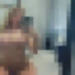 Noëlla, 22 ans, connectée à Labarthe-sur-Lèze pour une rencontre coquine