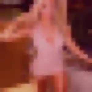 Dorothée, 27 ans, en ligne à Lacroix-sur-Meuse pour une rencontre coquine