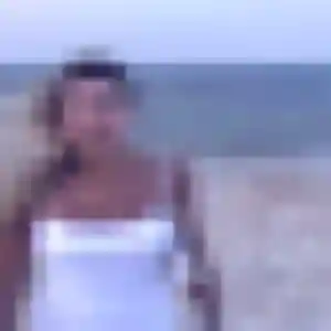 Kelly, 24 ans, en ligne à Laguépie pour une rencontre coquine