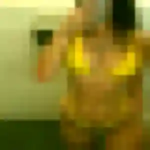 Roxane, 22 ans, cherche un plan cul à Lahourcade
