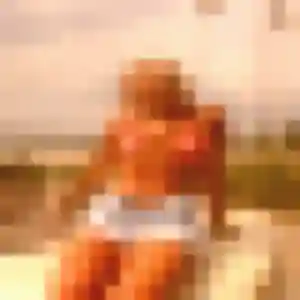 Charmante Naïma, 45 ans à Lamalou-les-Bains - voir sa photo