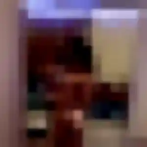 Photo de Lise à Lamotte-Beuvron (28 ans) - plan cul anonyme