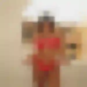 Paulette, 33 ans, connectée à Landivisiau pour une rencontre coquine