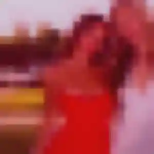 Lola (36 ans) à Lanmeur attend une rencontre aujourd'hui