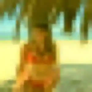 Photo de Ndèye à Larçay (32 ans) - plan cul anonyme