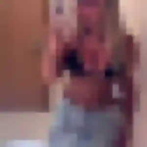 Roxane, femme de 23 ans veut plan cul à Le Coudray-Montceaux
