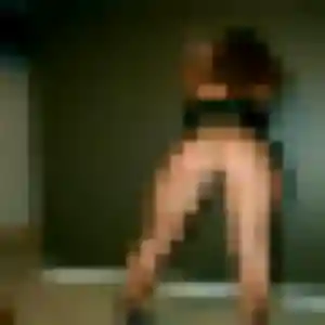Abibatou, 30 ans, connectée à Le Hinglé pour une rencontre coquine