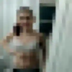 Solène, femme de 23 ans cherche plan cul à Le Mesnil-Théribus