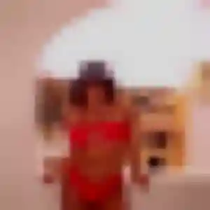 Wangari, 39 ans, en ligne à Le Poët pour un plan cul