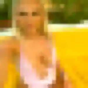 Mumbi (22 ans) à Le Tourne cherche une rencontre ce soir