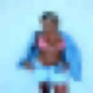 Photo de Eugénie à Le Val-Saint-Père (25 ans) - plan cul anonyme