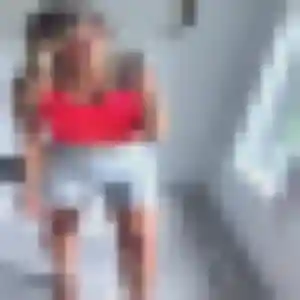 plan cul à Les Gets : photo de Emilie, 22 ans - accès libre