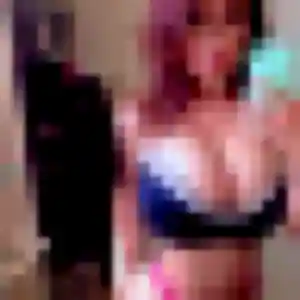 Belle Lina, 25 ans à Leuhan - voir sa photo