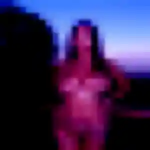 Sexy Ruth, 22 ans à Leuhan - voir sa photo