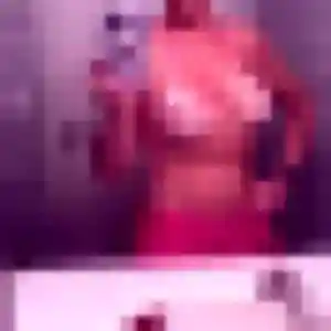 Rejoins Yemisi, 35 ans à Ligny-le-Châtel en privé