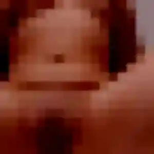 Photo privée de Ngoné, 42 ans à Livron-sur-Drôme - plan discret