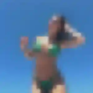 Zaïna, femme de 28 ans cherche plan cul à Logonna-Daoulas