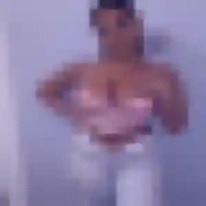 Rejoins Awa, 41 ans à Loire-Authion en privé