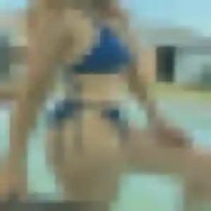 Sexy Amandine, 38 ans à Longes - voir sa photo