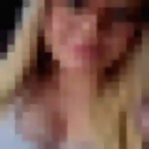 Charmante Stella, 33 ans à Longnes - voir sa photo